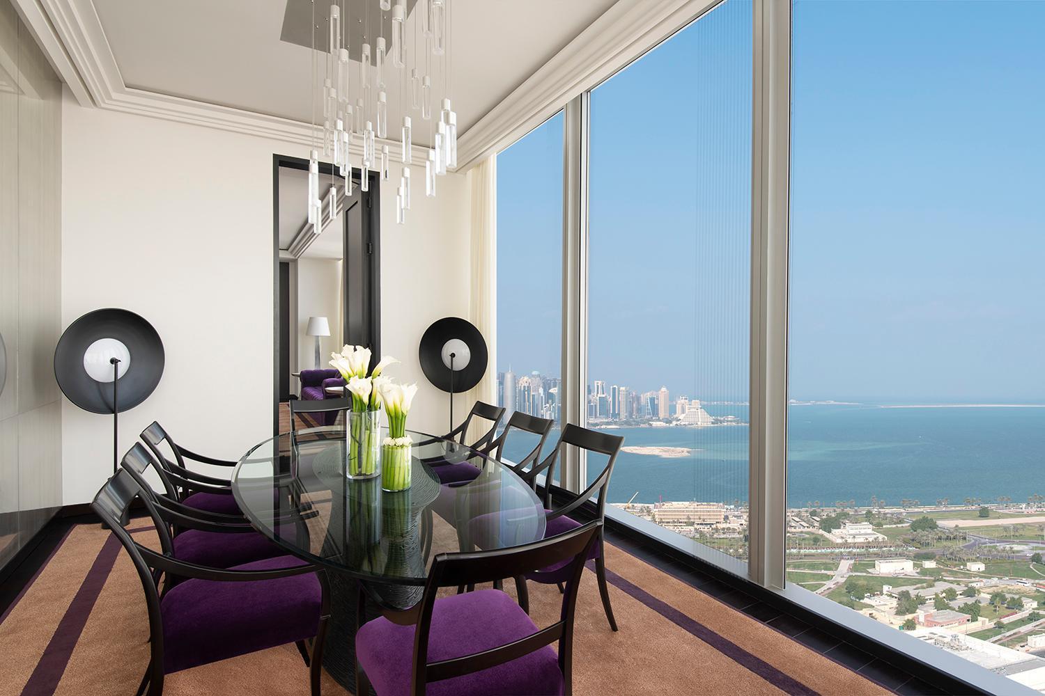 Banyan Tree Doha At La Cigale Mushaireb Phòng bức ảnh A view from a penthouse apartment